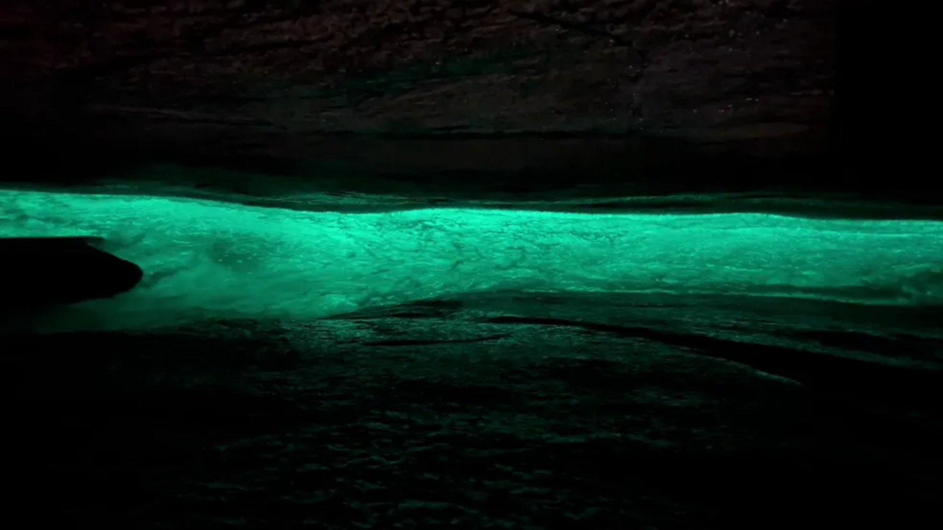 gruta do acaiá ilha grande