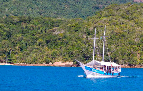 passeio-de-barco